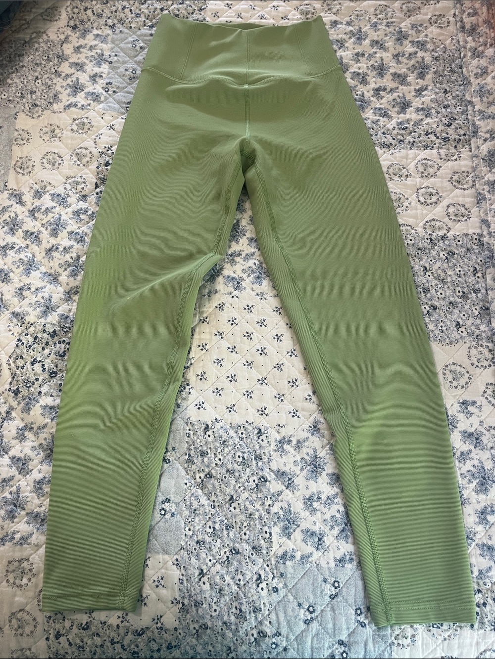 High-Waist Green Leggings